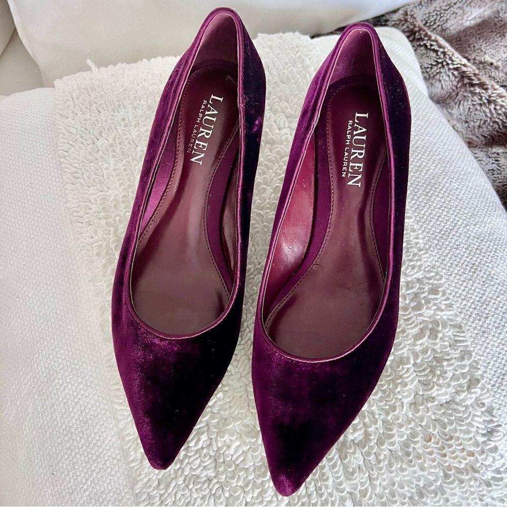 LAUREN RALPH LAUREN Abbot 2 Women's  Burgundy Velvet Mid-Heel Shoes Size 6.5B